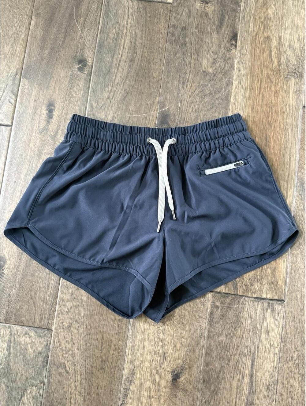 Vuori Clementine 2.0 Women's Athletic Shorts Black XS Athleisure Gym Training